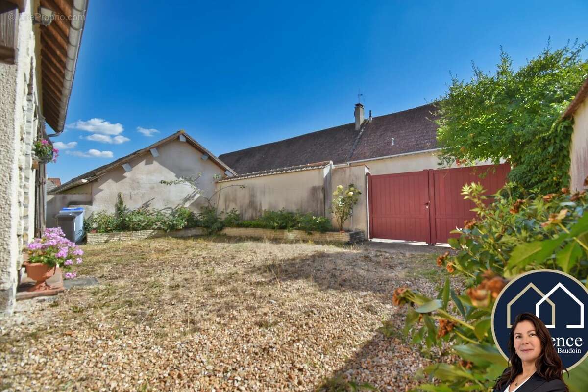 Maison à MAINTENON