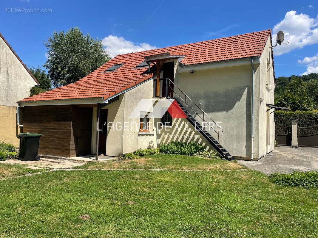 Maison à ANGICOURT