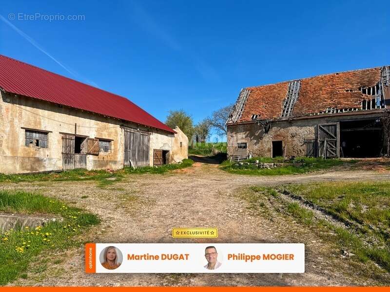 Maison à TREZELLES