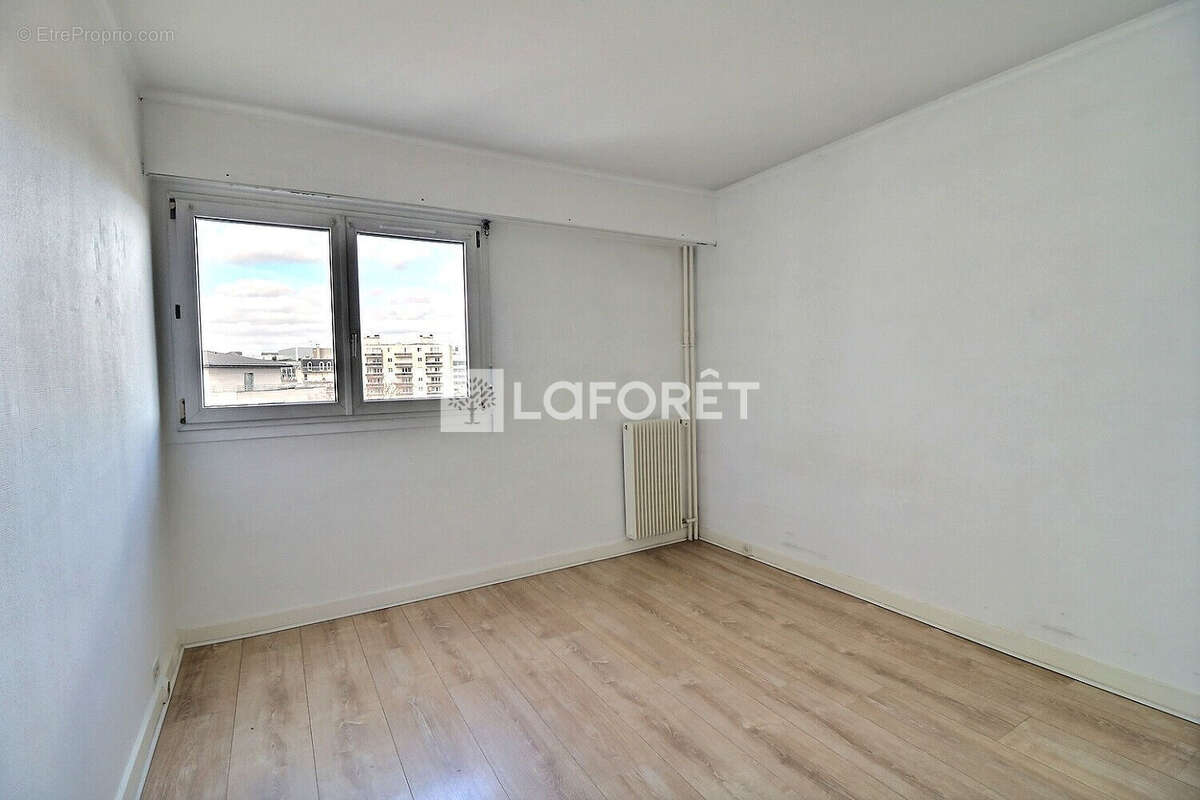 Appartement à RUEIL-MALMAISON