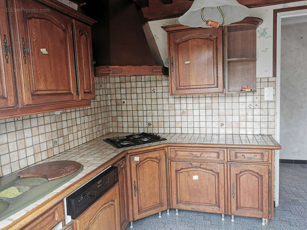 Maison à SAINT-BAUDILLE-DE-LA-TOUR