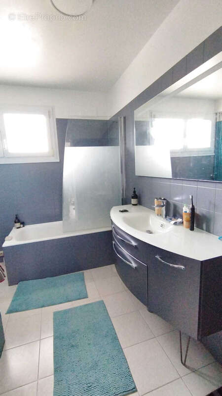 Maison à SAINT-OUEN-L'AUMONE