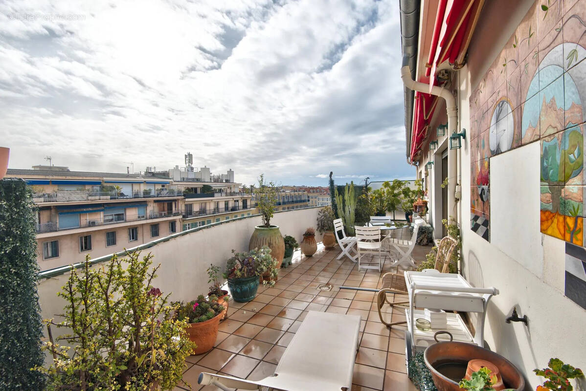 Appartement à NICE