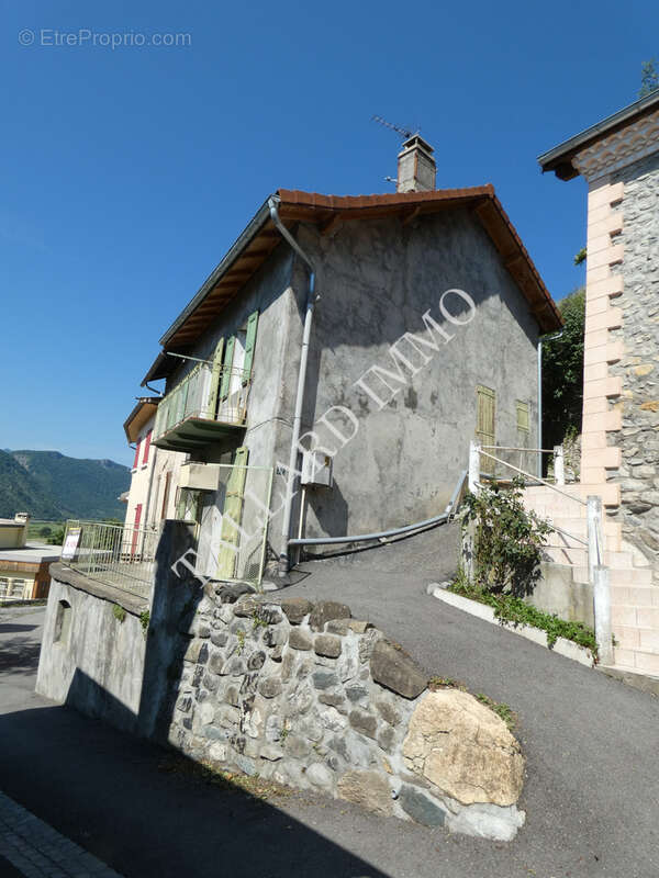 Maison T3 avec terrasse, cave, combles aménageables - photo 22