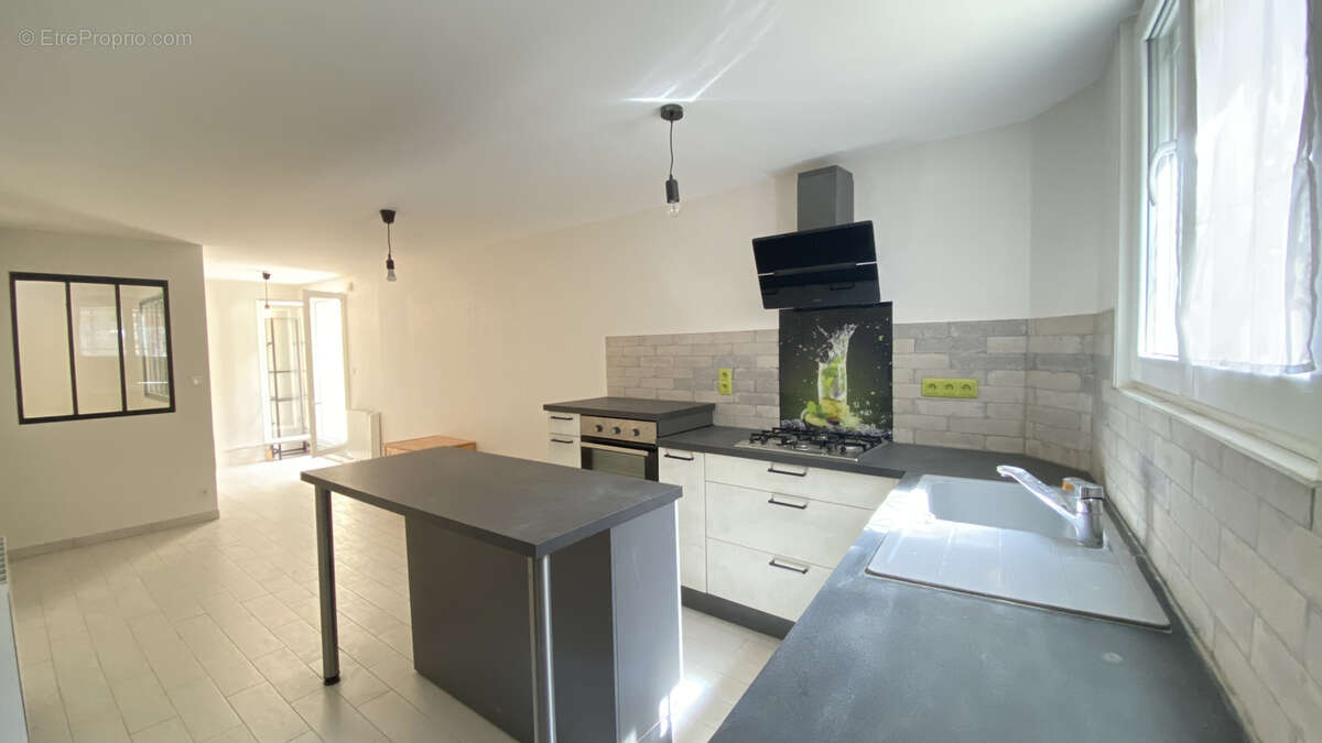 Appartement à LA VILLE-DU-BOIS