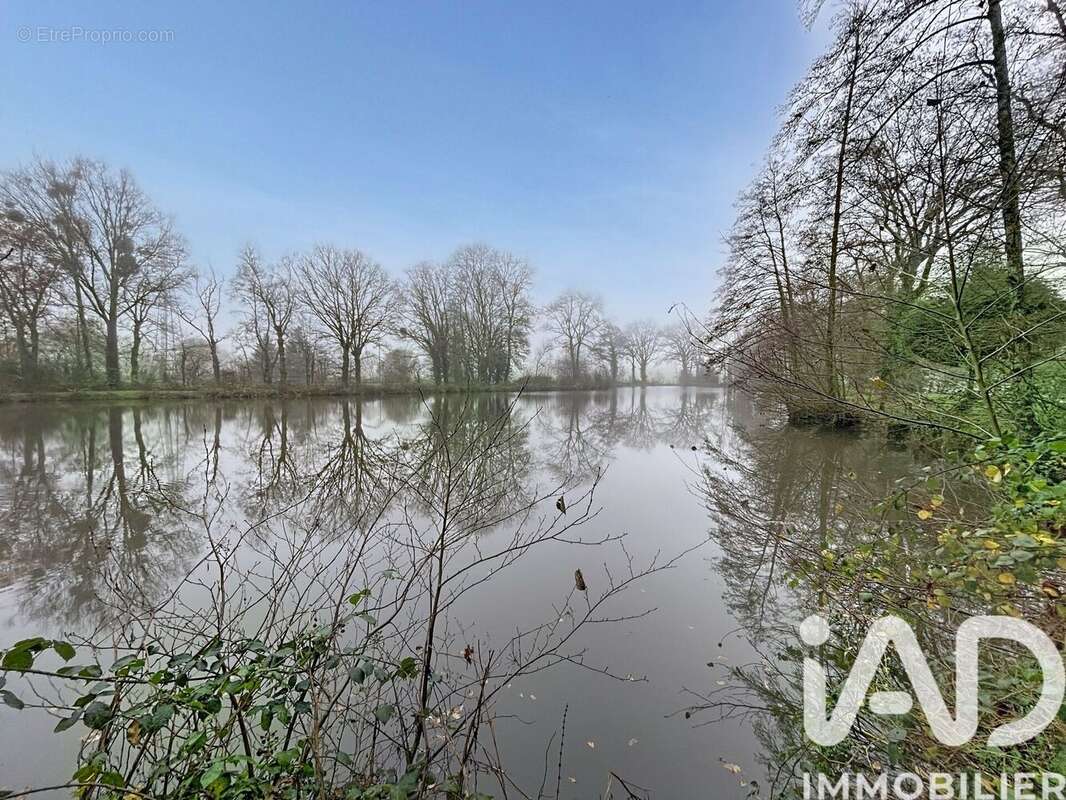 Photo 2 - Terrain à MELESSE