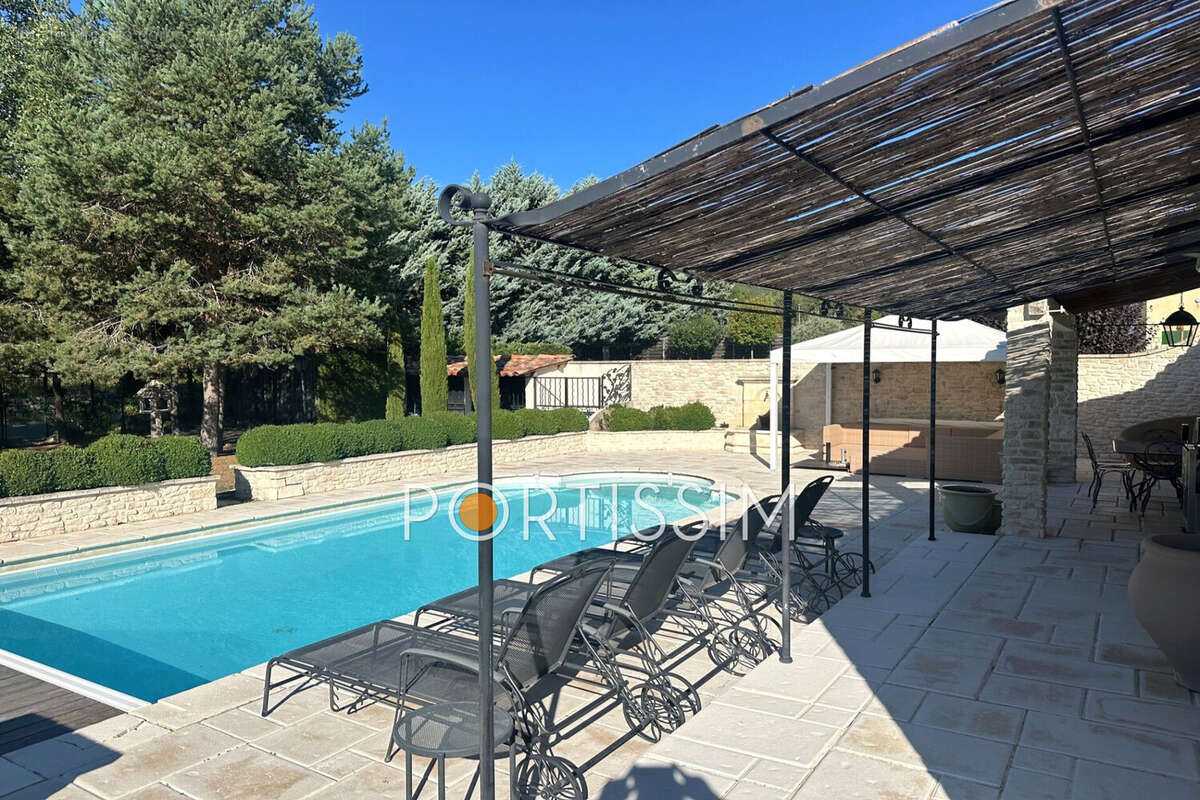 Maison à CASTELLANE