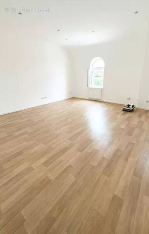 Photo 1 - Appartement à AUDUN-LE-TICHE