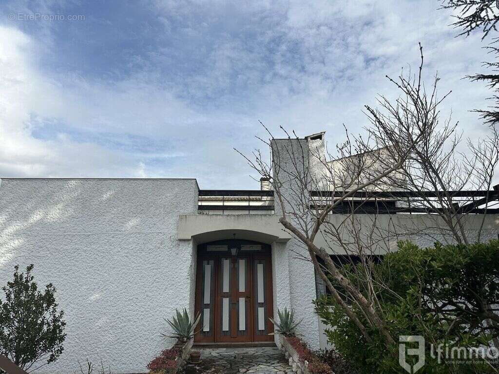 Maison à CASTELSARRASIN