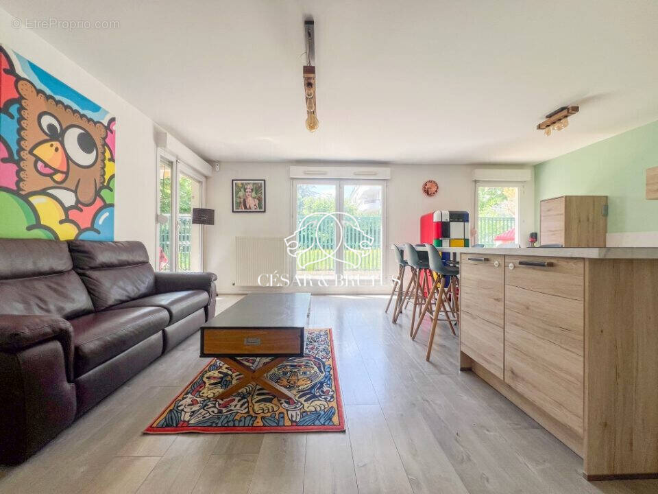 Appartement à LYON-8E