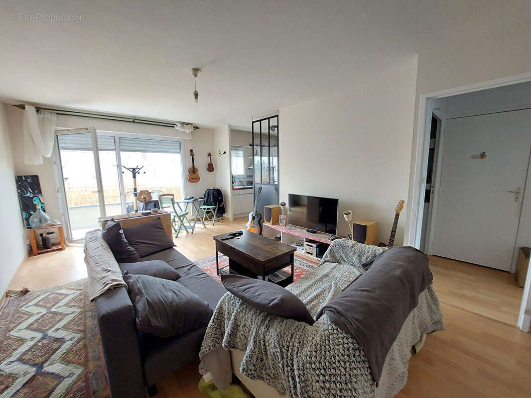 Appartement à MELESSE