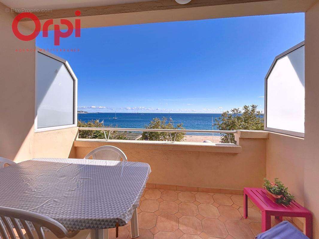 Appartement à FREJUS