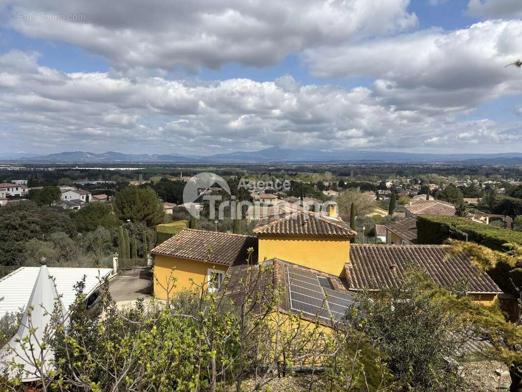Maison à SAINT-SATURNIN-LES-AVIGNON