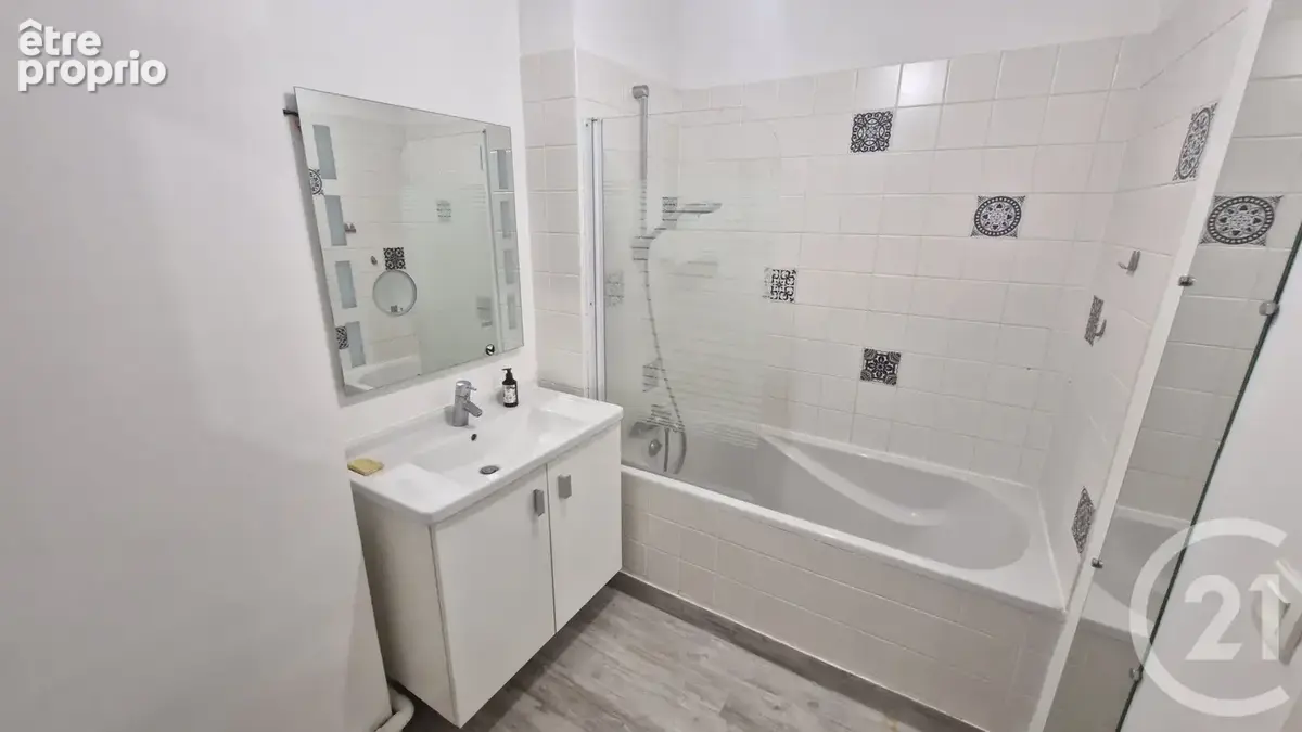 Appartement 81 m² à Bernay  - photo 6