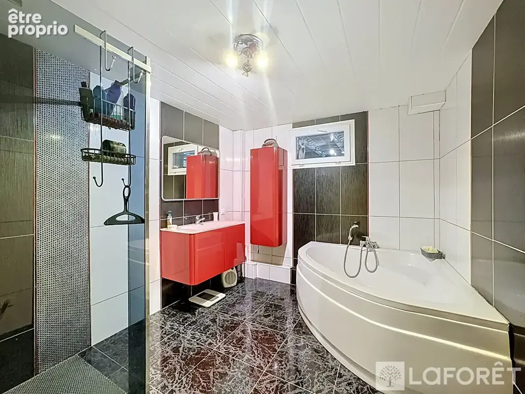 Maison 102 m² avec fort potentiel Coudekerque-Branche - photo 5