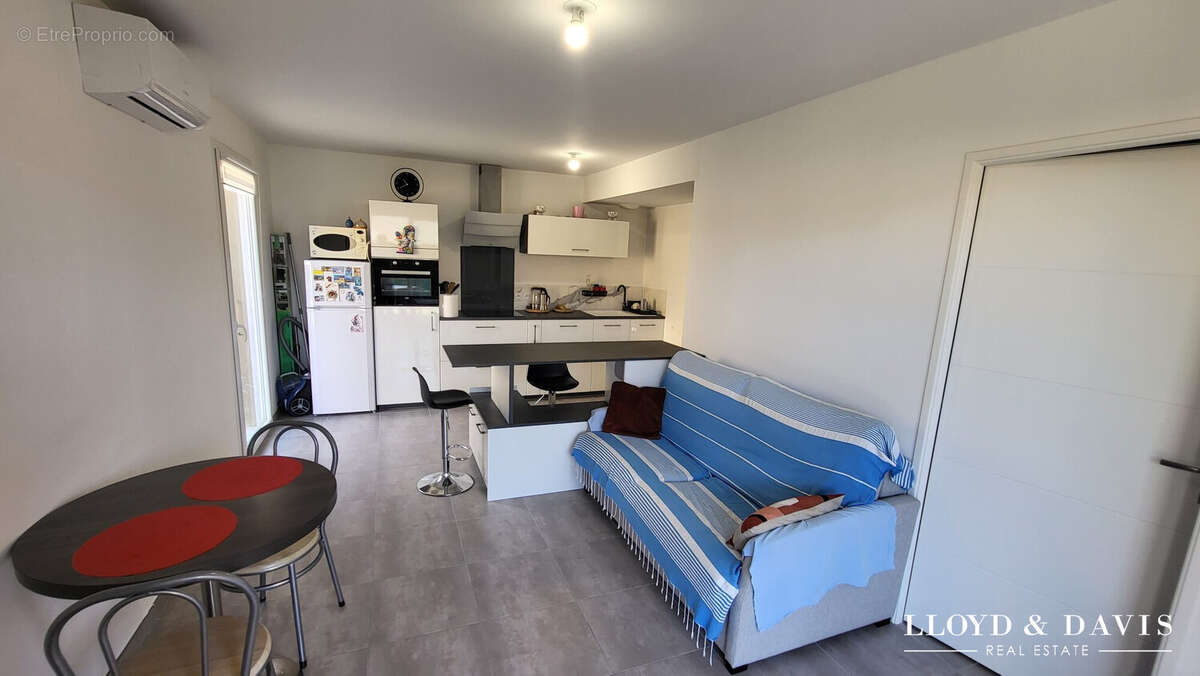 Appartement à SANARY-SUR-MER