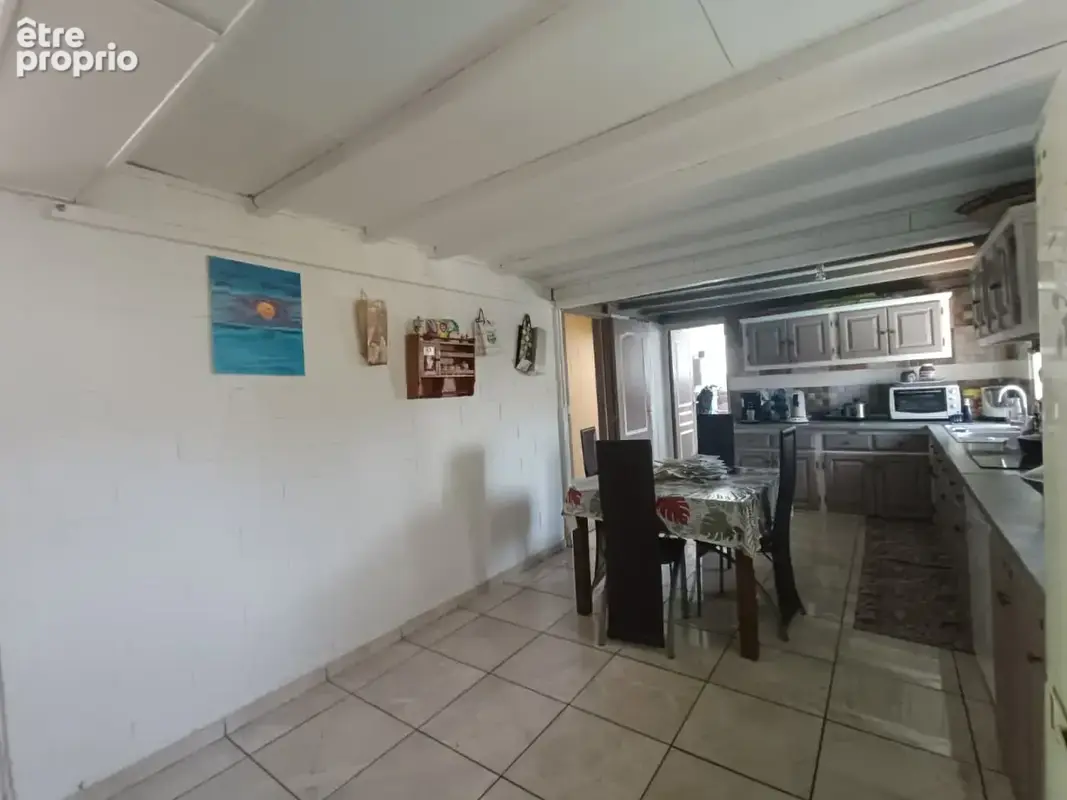 Saint Rose / Maison F4 avec piscine - photo 6