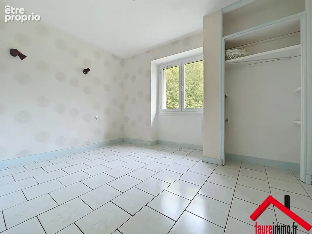 Maison à st-pantaléon-de-larche en corrèze - photo 9