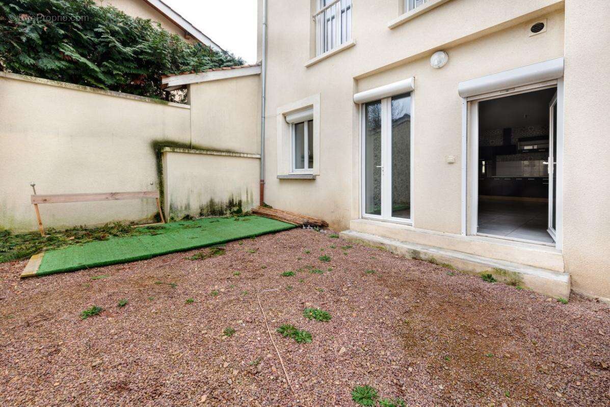 Appartement à FRANCHEVILLE