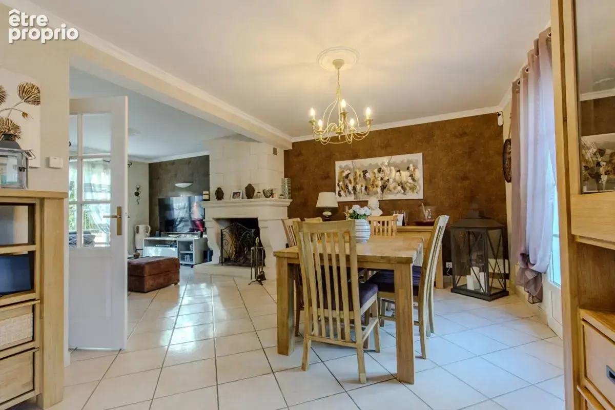 EXCLUSIVITÉ PROPRIÉTÉS-PRIVÉES - Maison d'exception, calme absolu et vue imprenable - photo 5