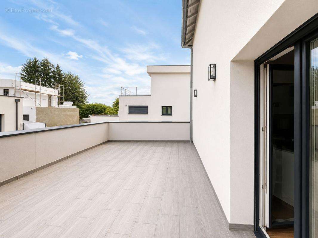 Exclusivité à bischheim – maison familiale dpe b – terrasse – sous-sol aménagé – prestations premium - photo 13