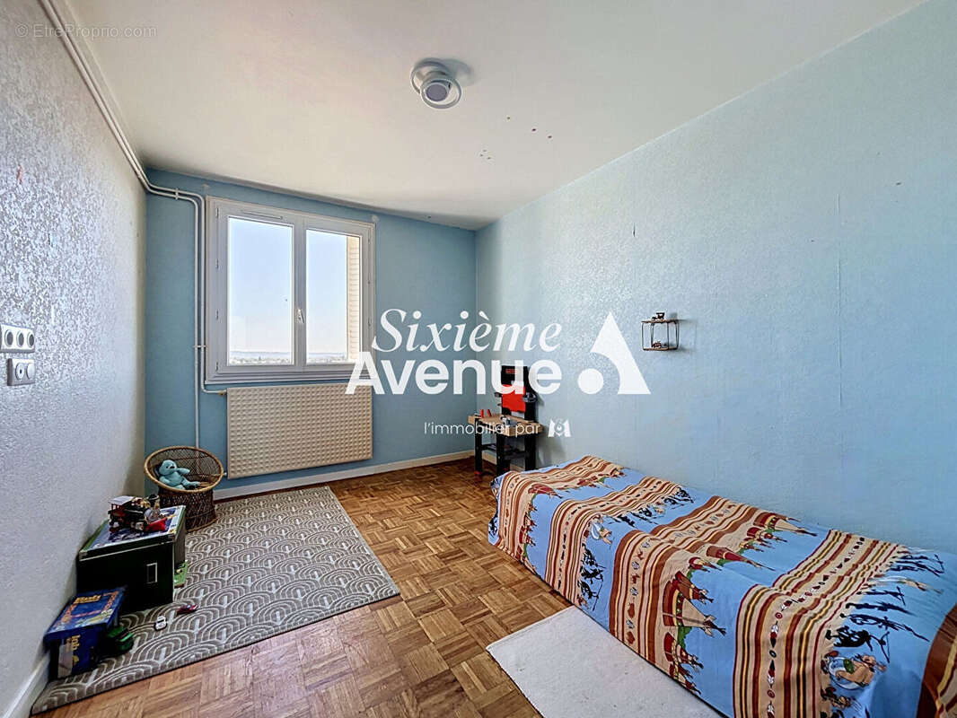 Appartement Meyzieu 3 pièce(s) 72.24 m2 - photo 8