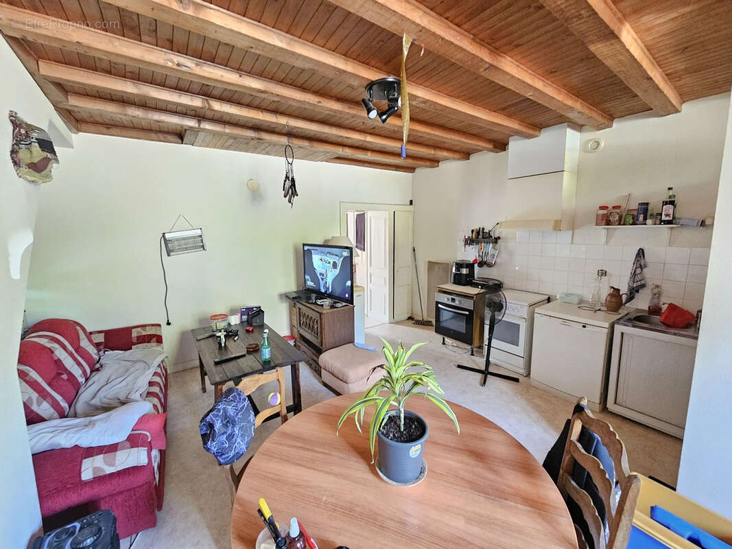 Appartement à JEURRE