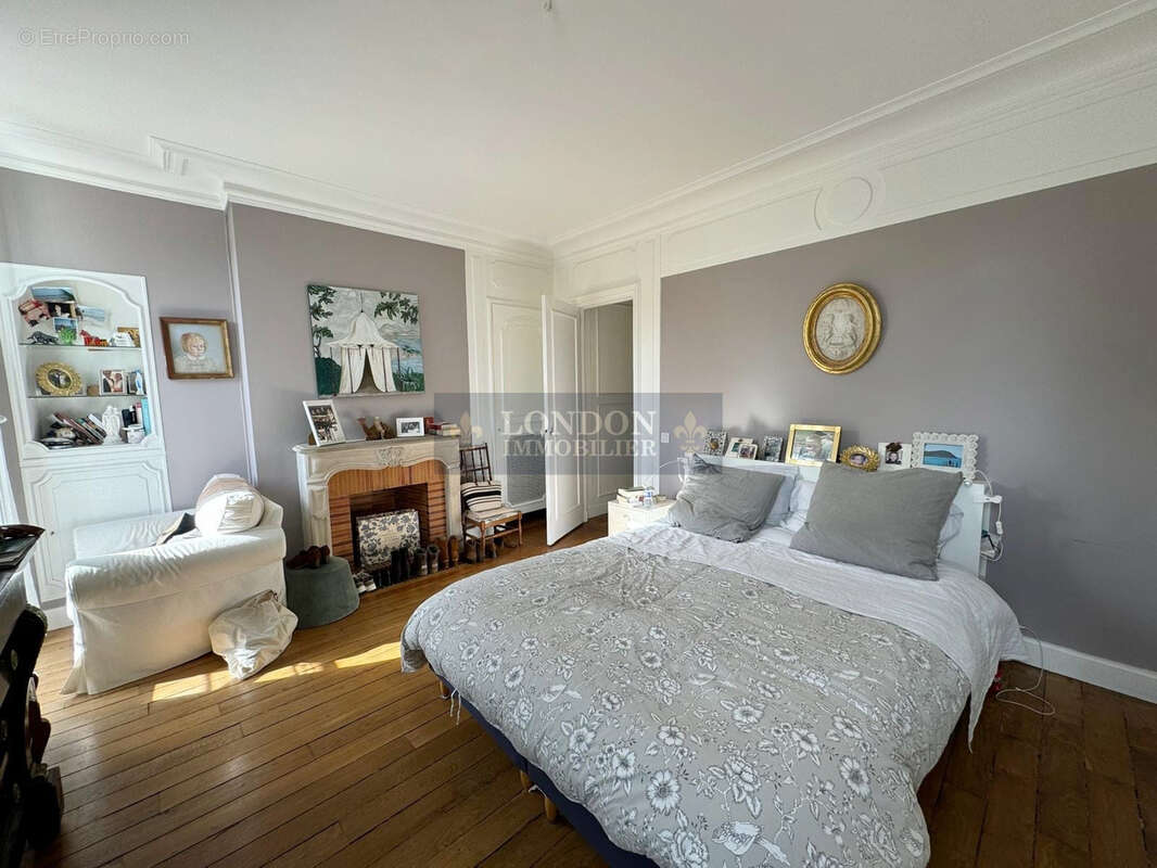 Appartement à VERSAILLES