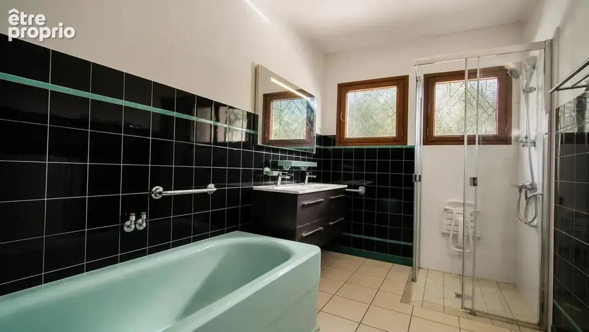 Maison de 10 pièces de 125 m² à Saint-Julien-Mont-Denis - photo 16