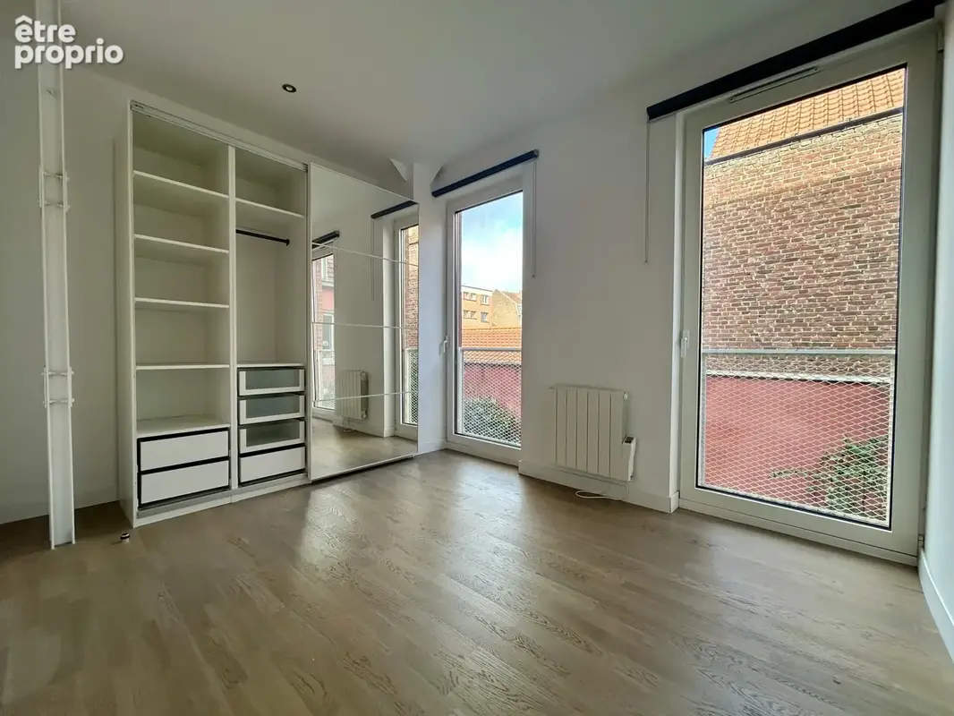 LILLE Vauban : Loft 77 m2 avec terrasse et parking - photo 5