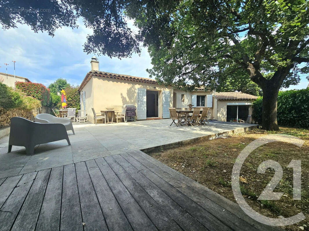 Maison à SIX-FOURS-LES-PLAGES