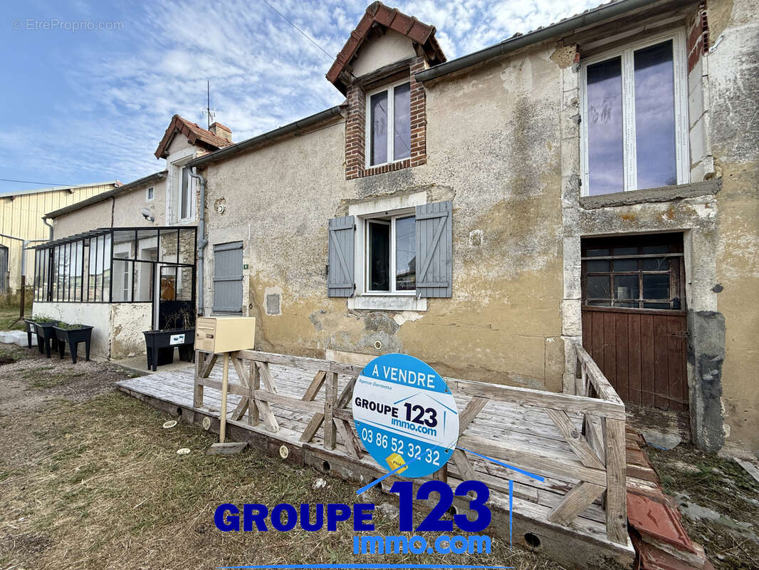 Maison à OUANNE