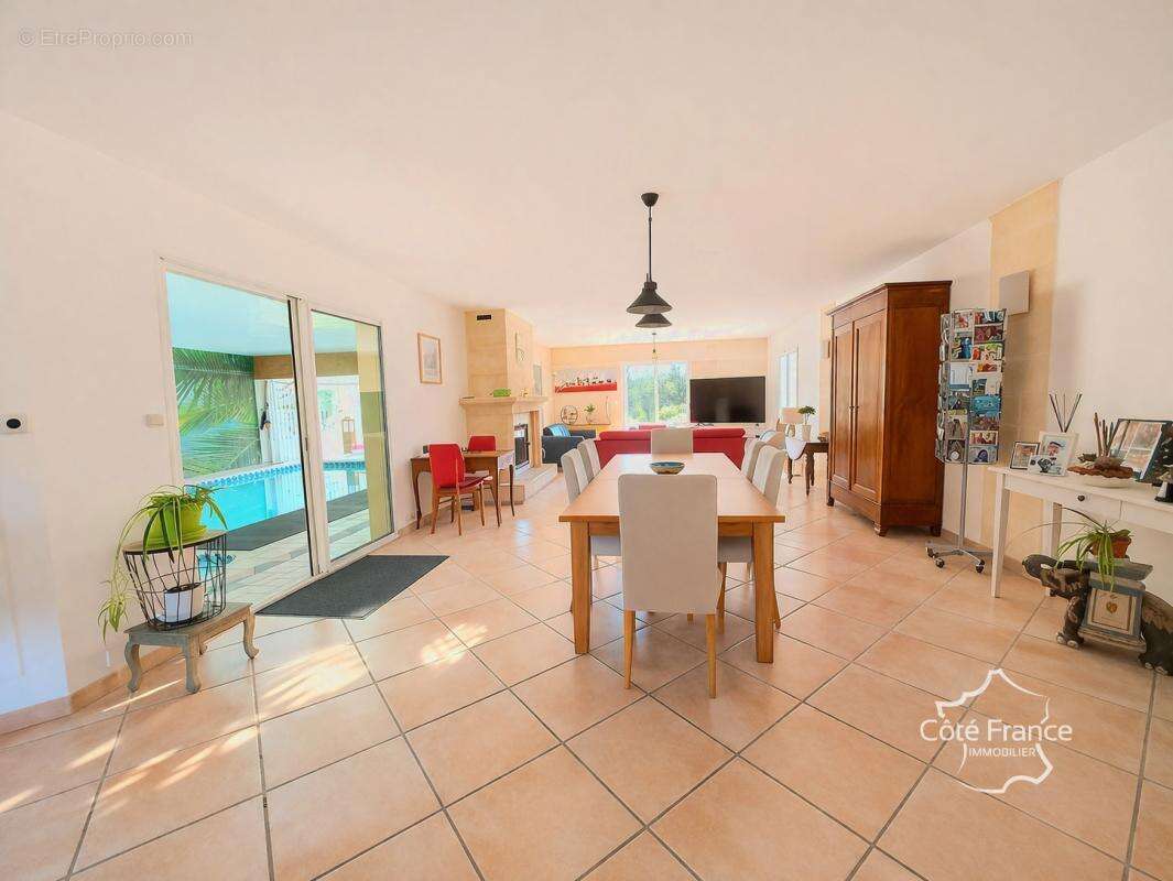 Maison à PUYNORMAND