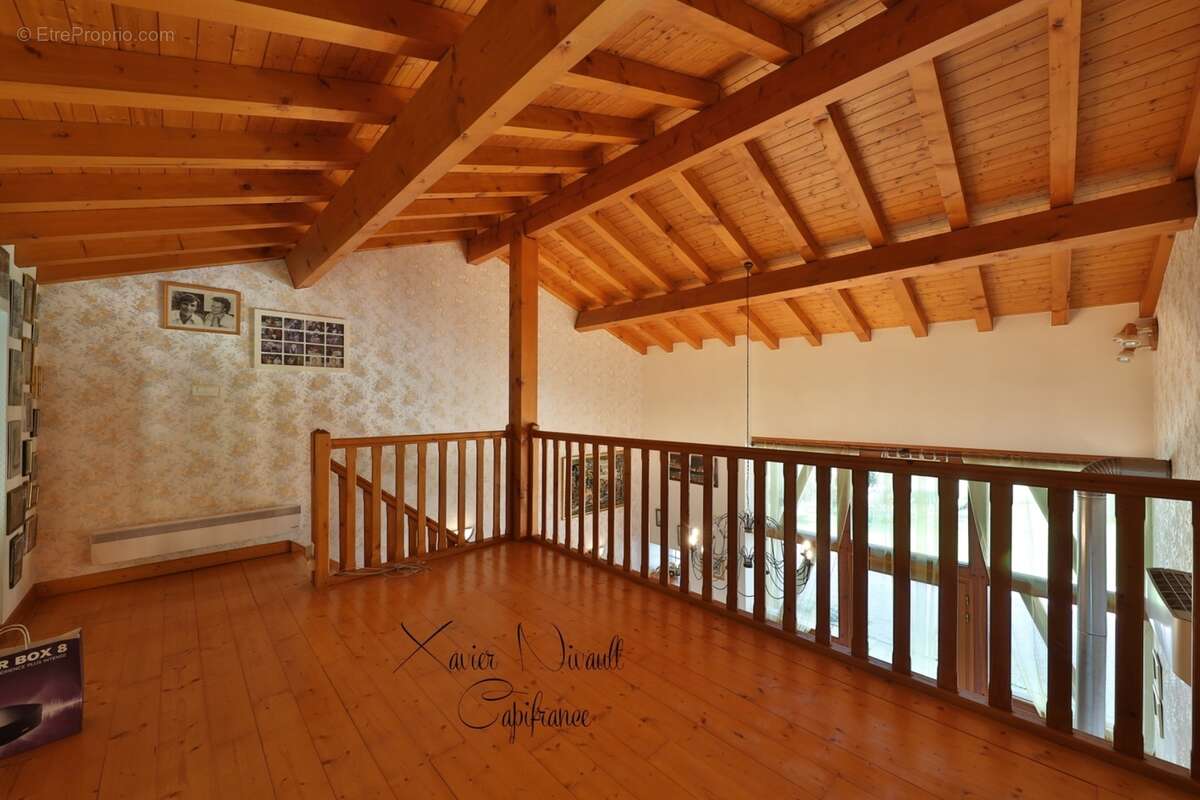 Maison à vendre 5 pièces proche de MANTENAY MONTLIN (01) - photo 16