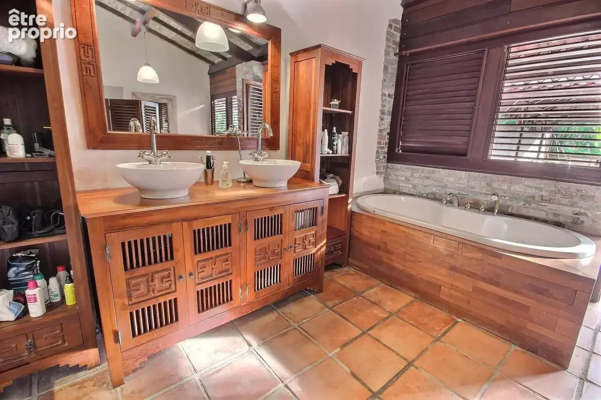 Maison 6 pièces 248 m² à vendre à Les Trois-Ilets (97229) - photo 9