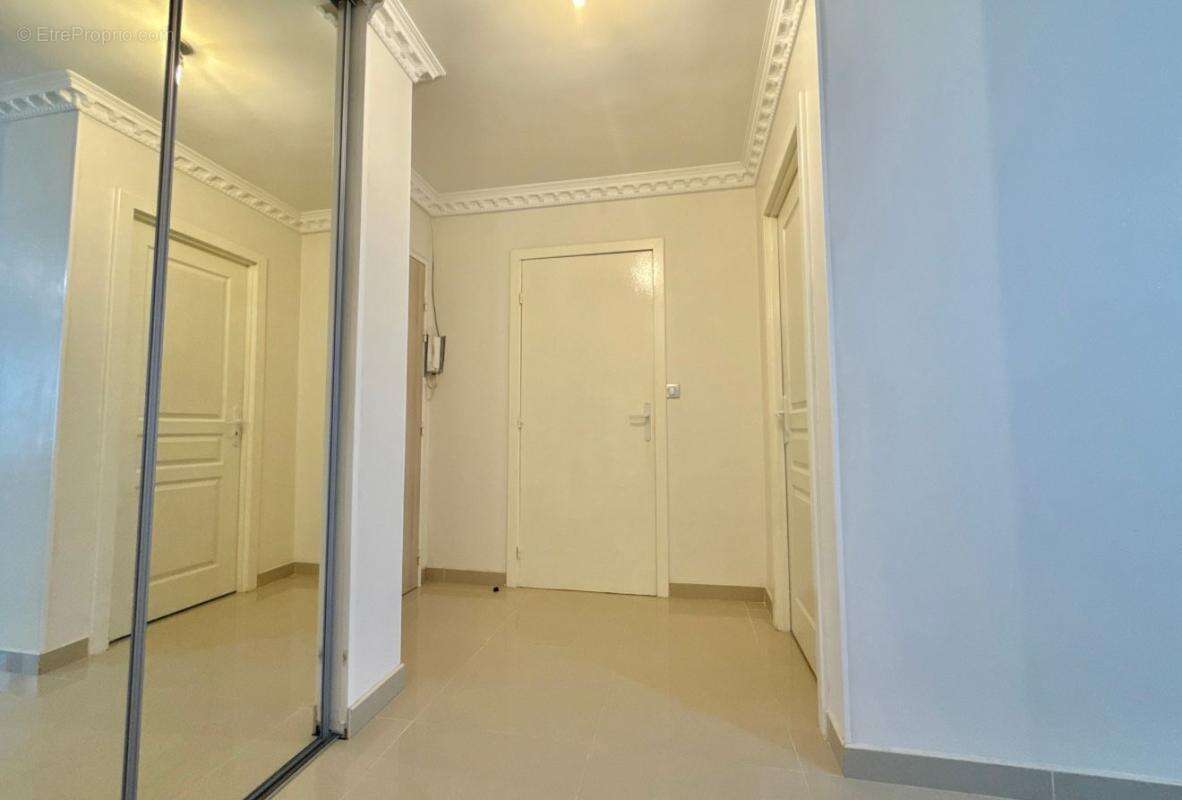 Appartement à CHENOVE