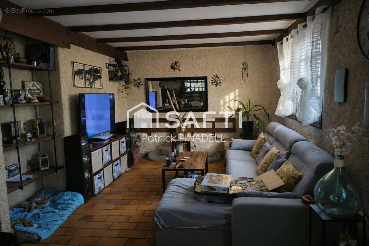 Photo 3 - Maison à LATOUR-DE-FRANCE