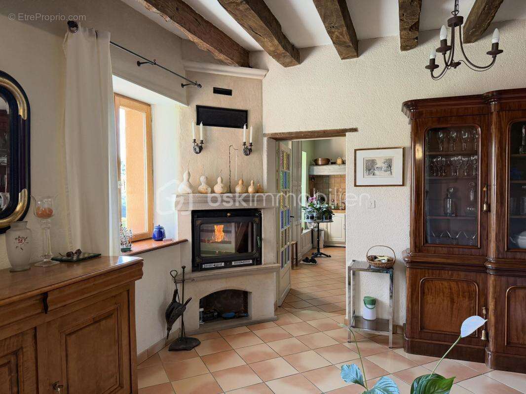 Maison à ECOMMOY
