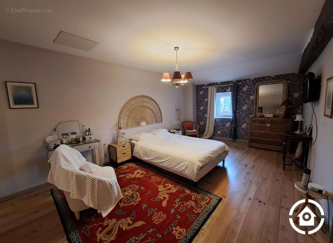 Maison en pierre - 3 chambres + appartement indépendant - 2 cha - photo 18
