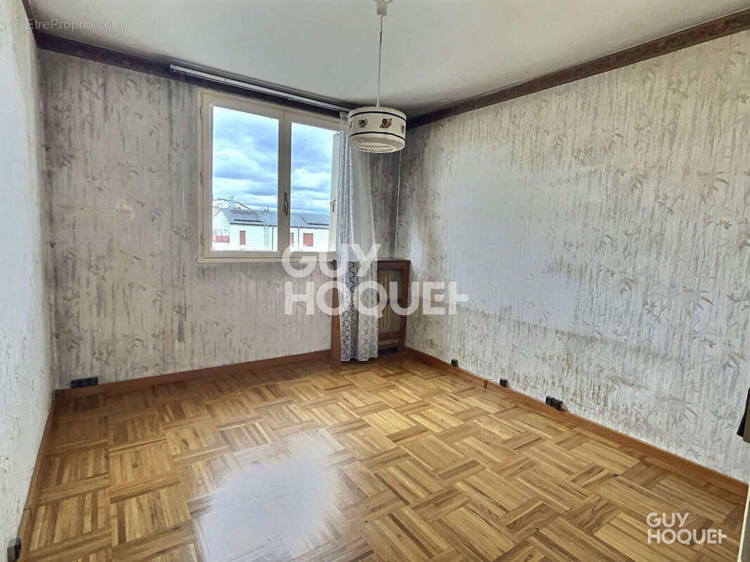 Appartement à AUBERVILLIERS