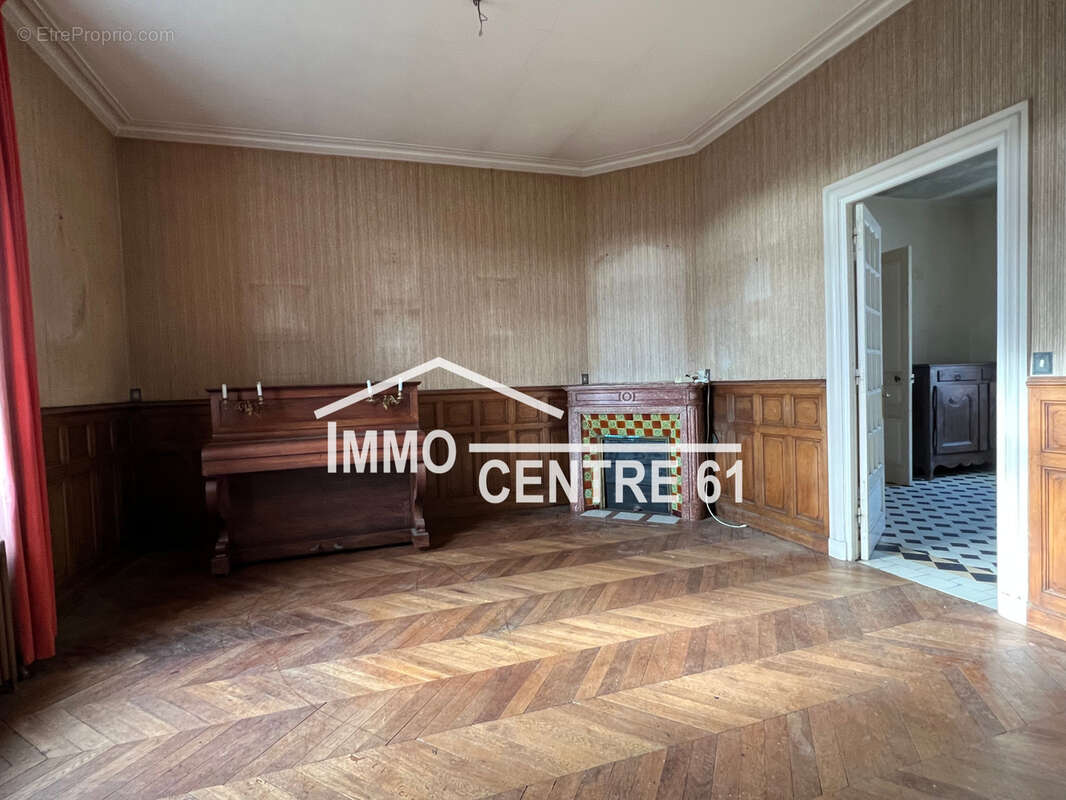 Maison à LA FERTE-MACE