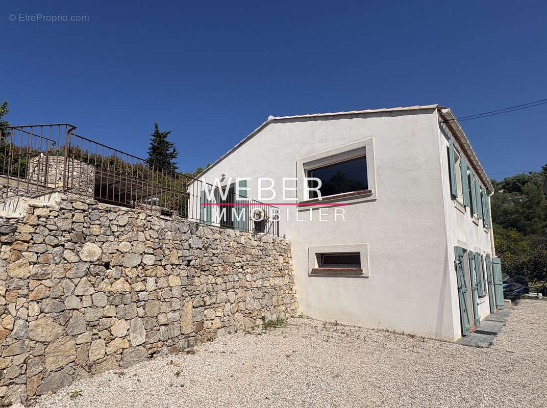 - ollioules - villa vue degagee et mer - photo 13
