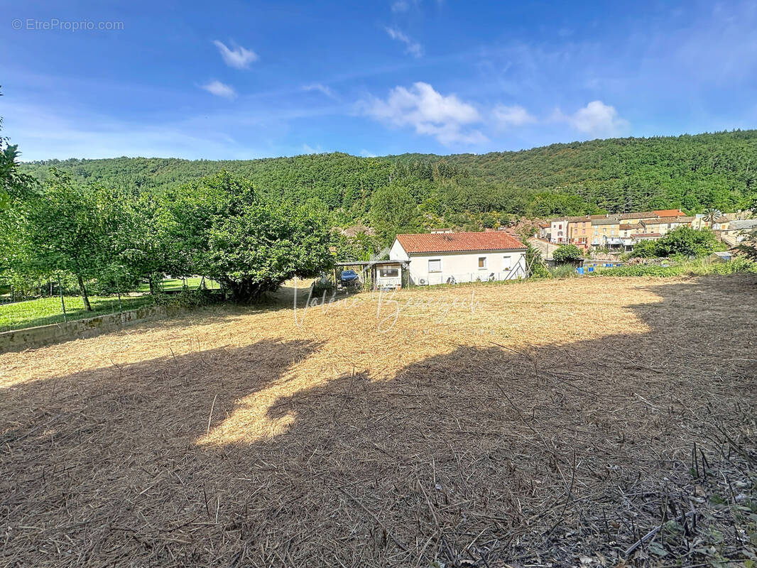 Terrain à CAMARES