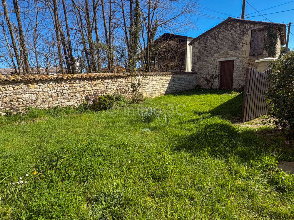 Maison à SAUZE-VAUSSAIS