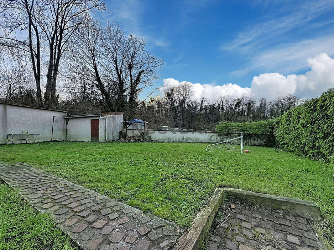 Maison à LIMEIL-BREVANNES