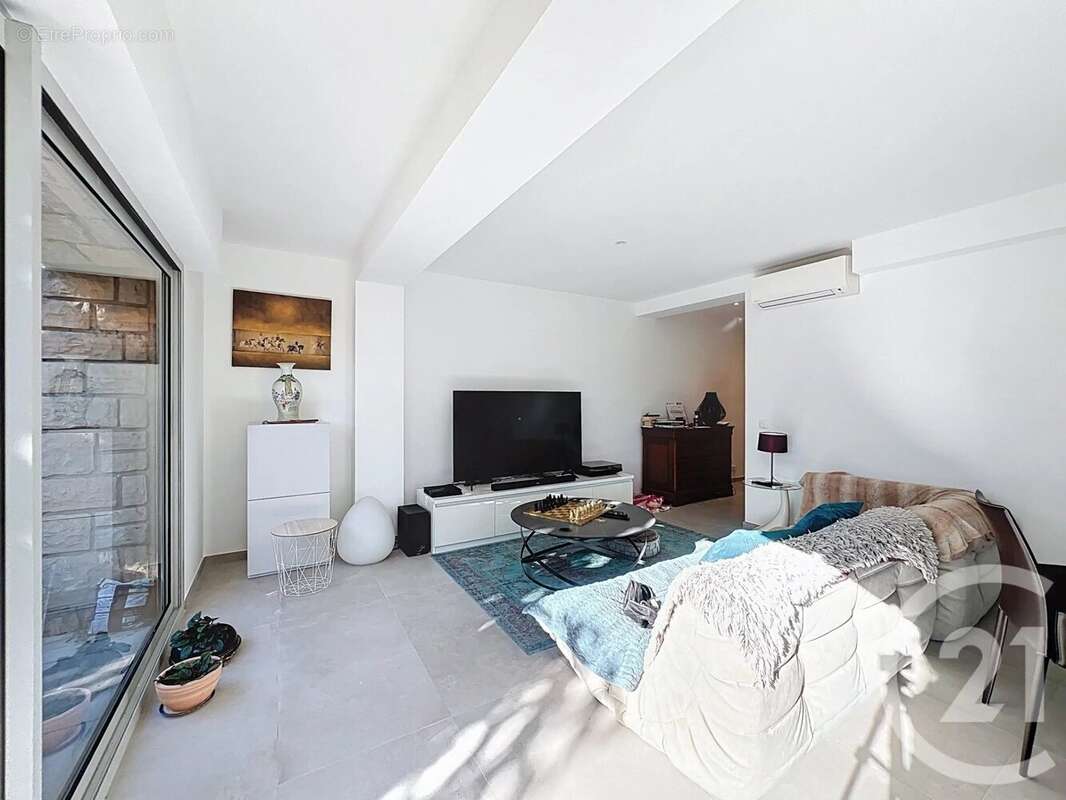 Appartement 79 m² à Mouans-Sartoux  - photo 7