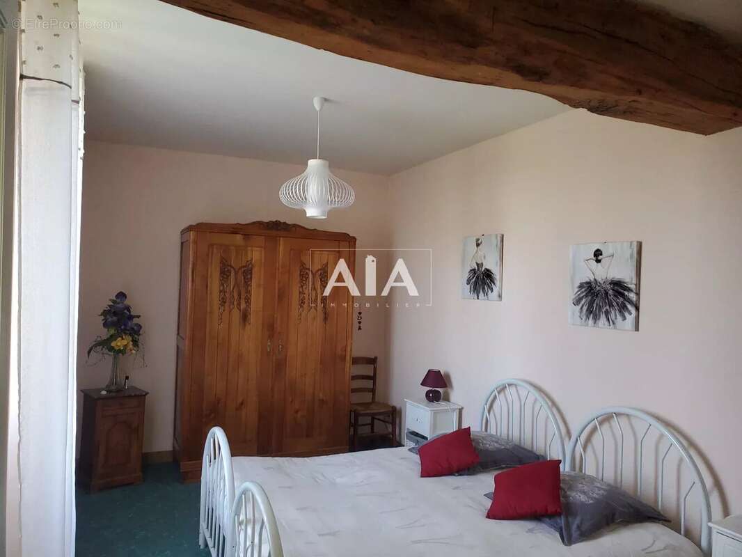 Maison à PAIZAY-NAUDOUIN-EMBOURIE