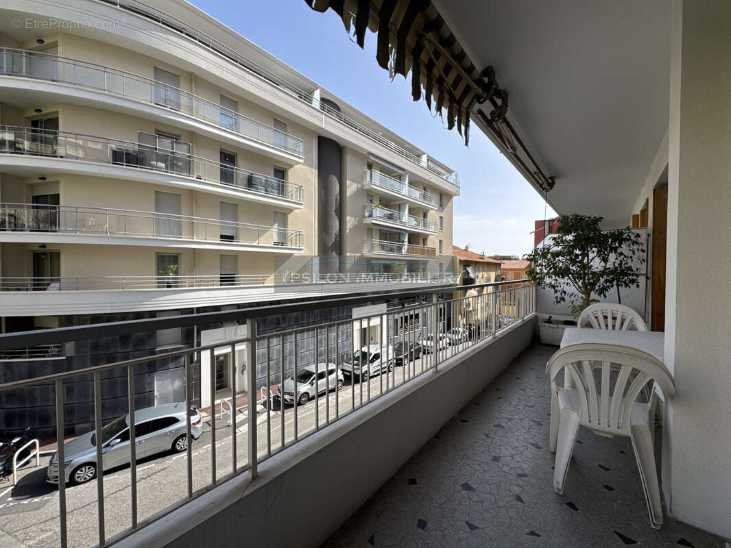 Appartement à BEAUSOLEIL