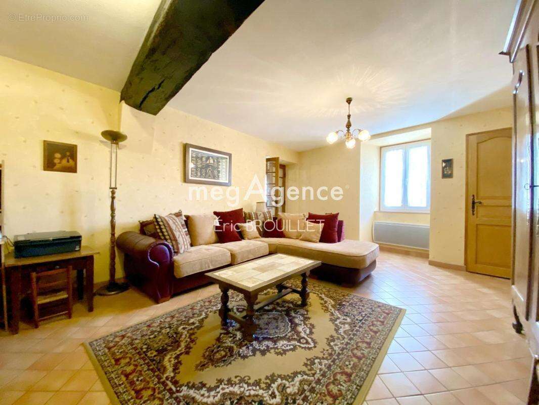 Maison à SAINT-GERMAIN-DES-PRES