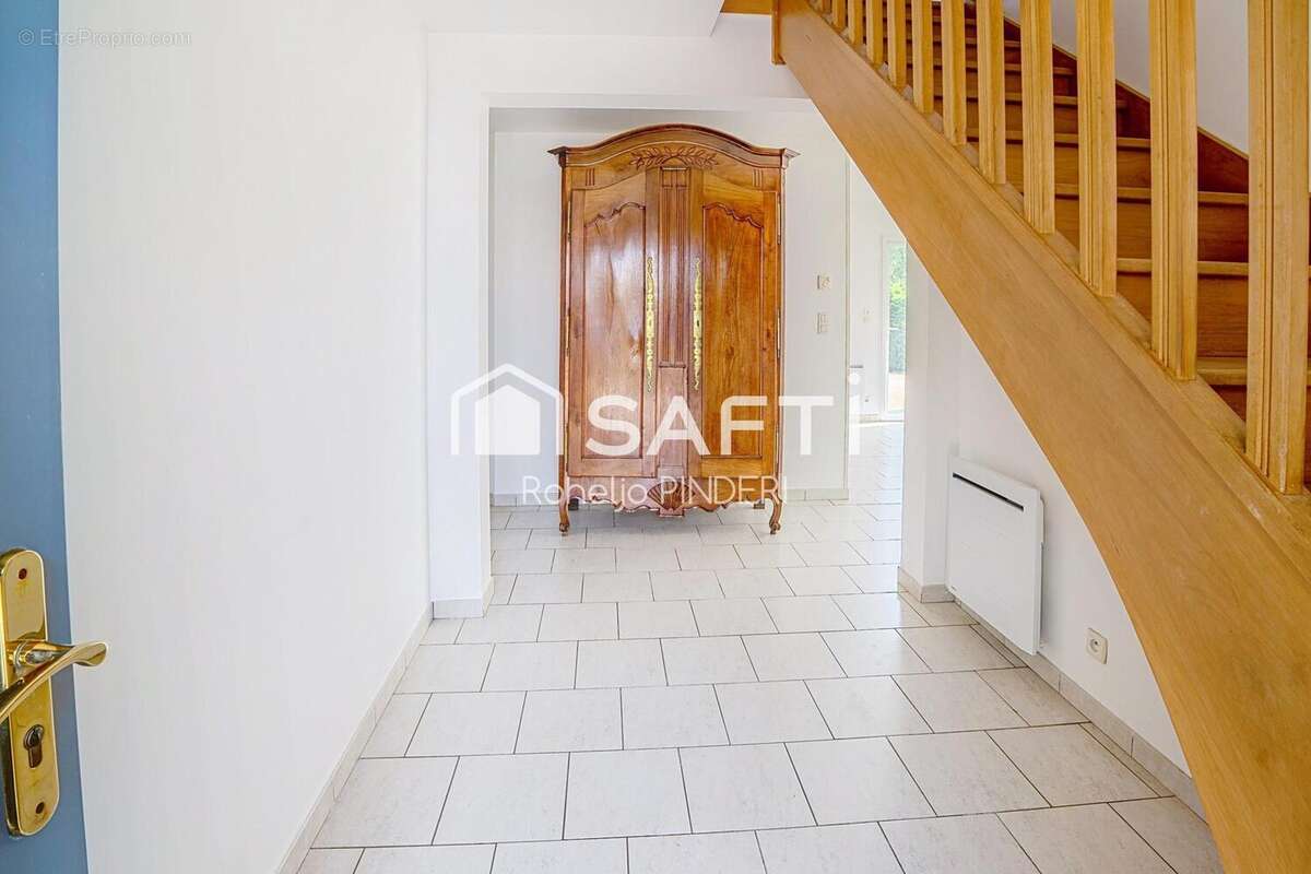 Maison 112 m² à Champ-Sur-Layon  - photo 7